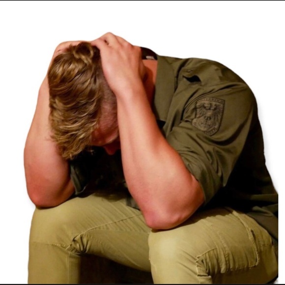 Austrian Army Shirt, European L/S Shirt with Epaulets: Large (40 to 42 U… - Picture 1 of 6